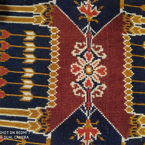 Handmade counted embroidery table runner new
