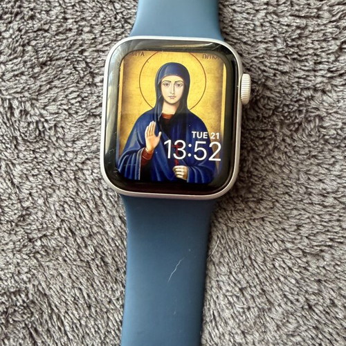 Apple Watch Series 7 Nike 45mm GPS used with original blue strap