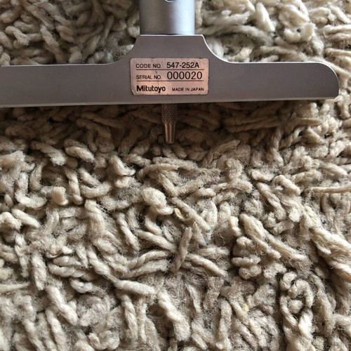 Mitutoyo 547-252A digital depth gauge like new