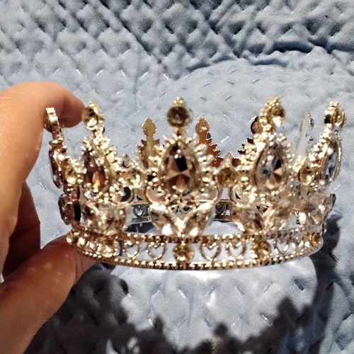 Crown new