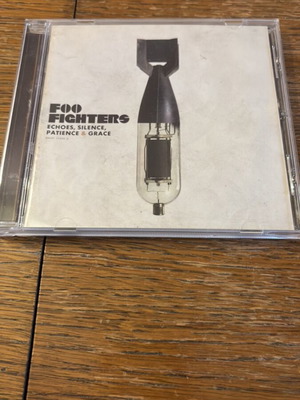 Foo Fighters Echoes Silence Patience and Grace CD like new