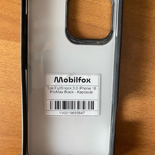 Mobilfox 16 Pro Max case like new