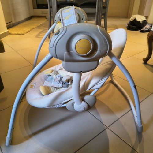 Bright Starts Comfort & Harmony Baby Electric Swing like new