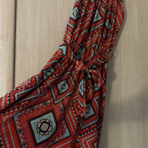 Long red dress with patterns like new, worn twice