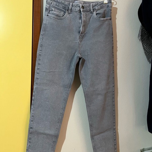 Stradivarius mom slim fit gray jeans like new, size XL