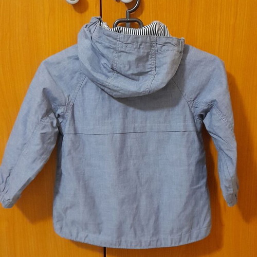 H&M toddler windbreaker jacket with hood, size 1.5-2 years