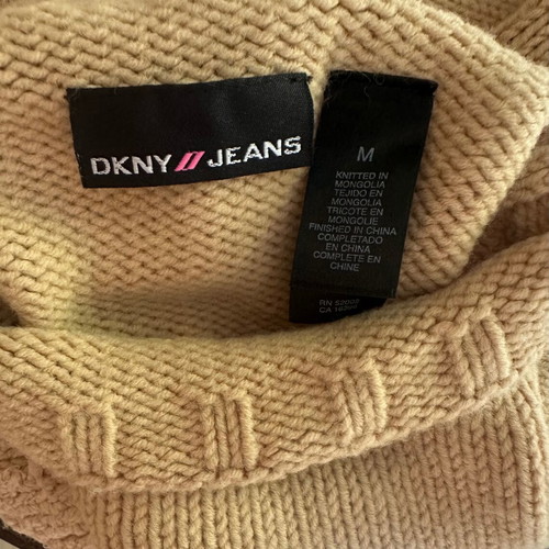 DKNY Jeans M beige thick knit sweater