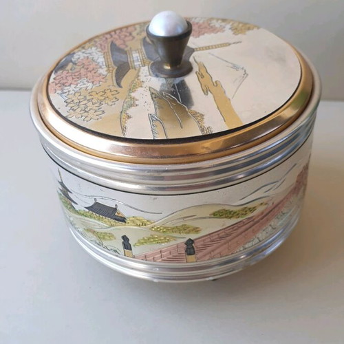 Vintage Japanese Sankyo music powder/jewelry box 1950-1960