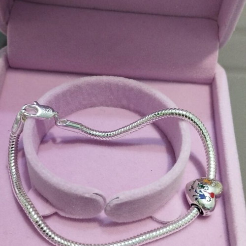 Silver bracelet with family heart and s925 mark new