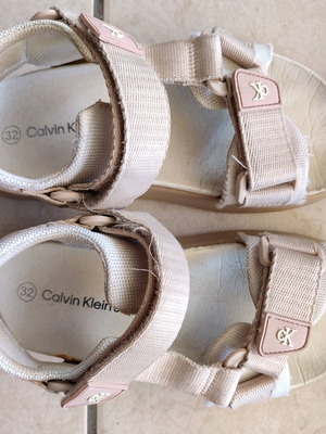 Calvin Klein sandals used for girls, size 32, beige