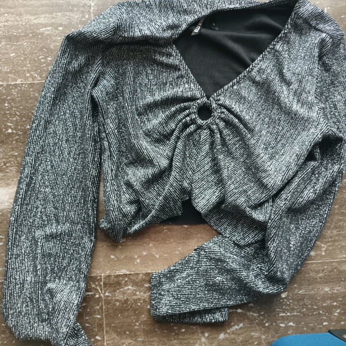 Long-sleeve top with glitter Elli White like new, black and silver, size L