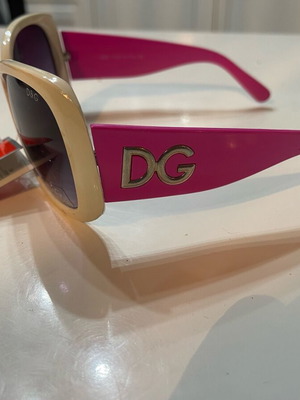 Sunglasses like new