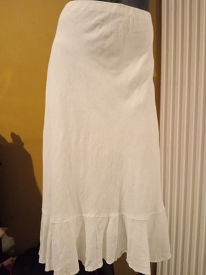 Laura Ashley long white skirt with elastic waist, 100% linen, new