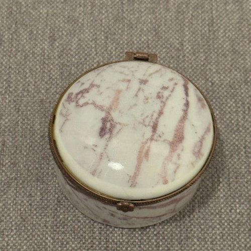 Jewelry boxes set of 2 unused with marble look and bronze closure