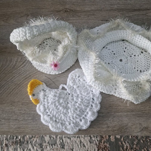 Various knitted decorations new, price for all together