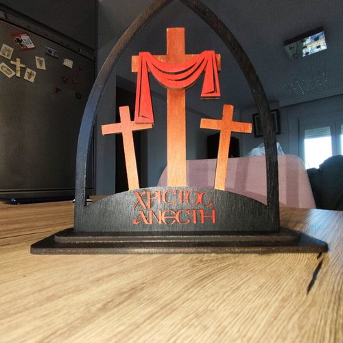 Handmade wooden Easter decoration "Christos Anesti" new