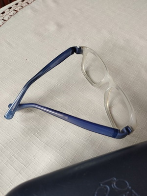 Nanovista Kids Eyeglasses like new, blue/transparent