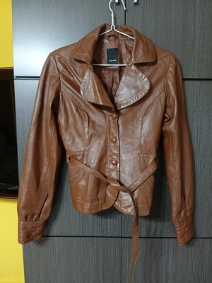 Vero Moda leather jacket like new, brown, with buttons and belt