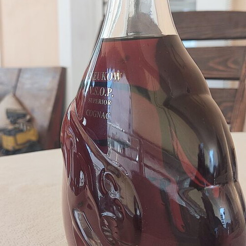 Meukow V.S.O.P. Cognac sealed