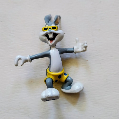 WarnetBros figure