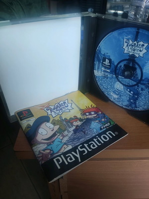 Rugrats in Paris The Movie PS1 game like new, adventure