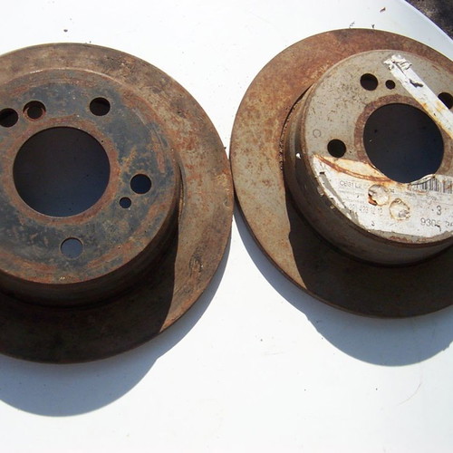 Mercedes 190E rear brake discs used, genuine good condition