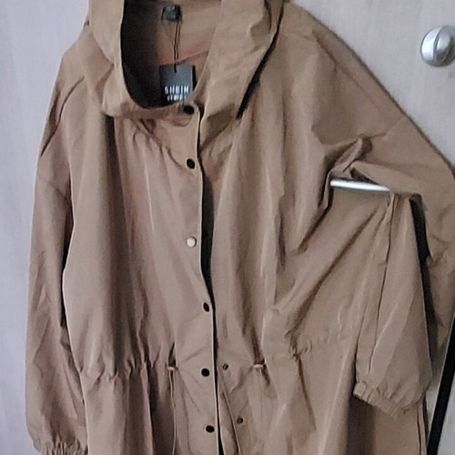 Shein Curve+ windbreaker plus size beige, new