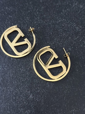 Earrings like new, stainless steel