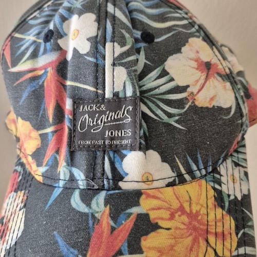 Καπέλο Jack & Jones Originals με τροπικό floral μοτίβο σαν καινούργιο, one size