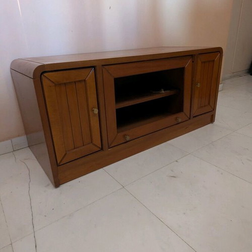 Two-Story Furniture Used With Cabinets and Glass