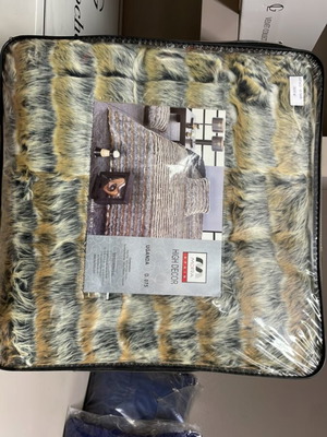 Spanish fur blanket new