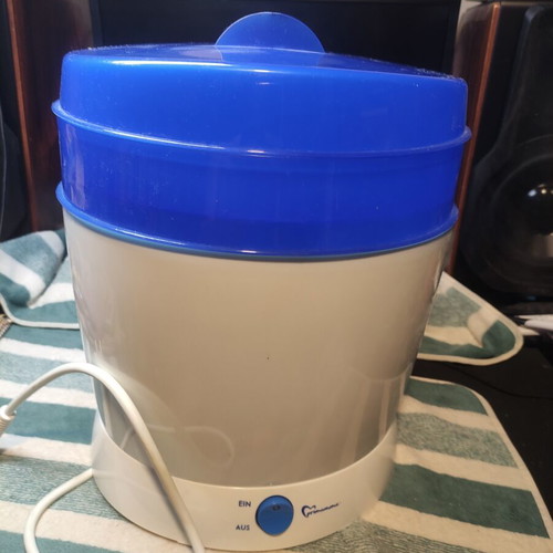 Primamma electric steam sterilizer used, capacity for 9 bottles