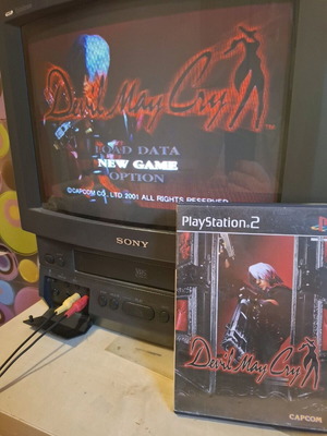 Devil May Cry PS2 used, good condition without manual