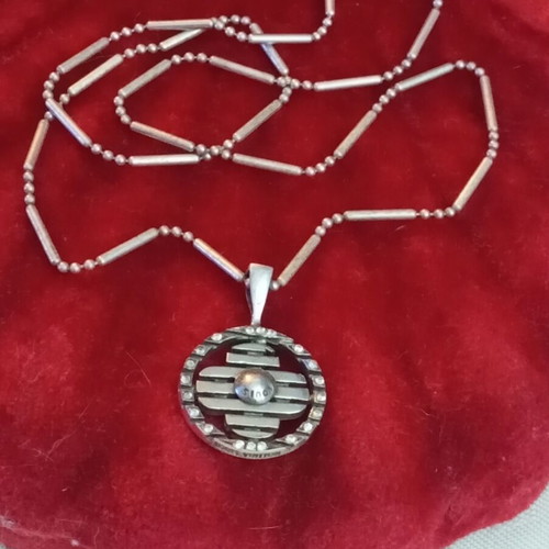 Silver 925 necklace with branded pendant, 40cm chain