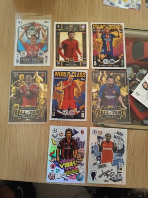 Match Attax κάρτες ποδοσφαίρου πακέτο 32 με Hall of Fame Messi