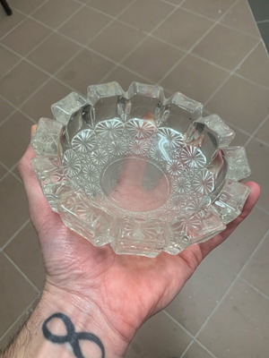 Ashtray like new