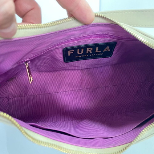Furla Diamante shoulder bag like new, beige