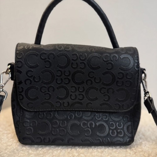 Caprisa crossbody bag like new, black