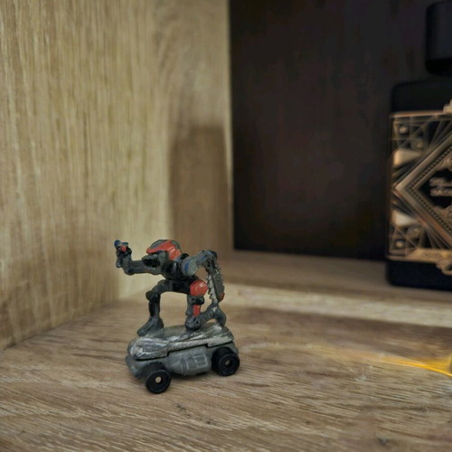 Skateboard Mania figure used, missing scissors