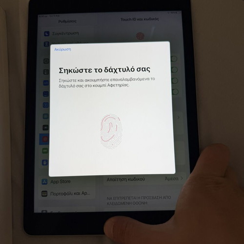 Apple iPad Air 9.7” Wi-Fi + Cellular tablet, like new