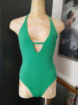 Etam women's swimsuit new, size S/M, green