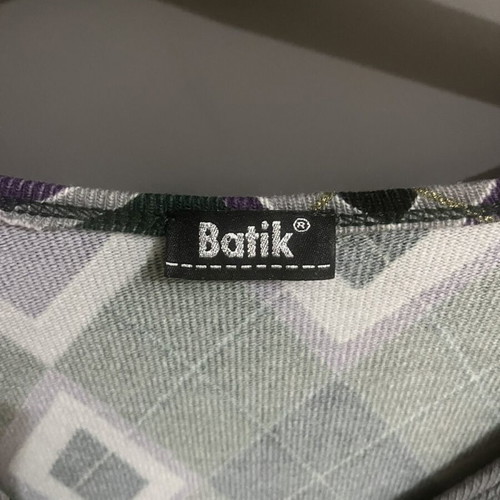 Batik dress one size with geometric pattern in green and purple, new