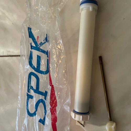 Spek Vertical Plastic Float for 1/2" Cisterns New