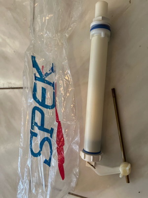 Spek Vertical Plastic Float for 1/2" Cisterns New