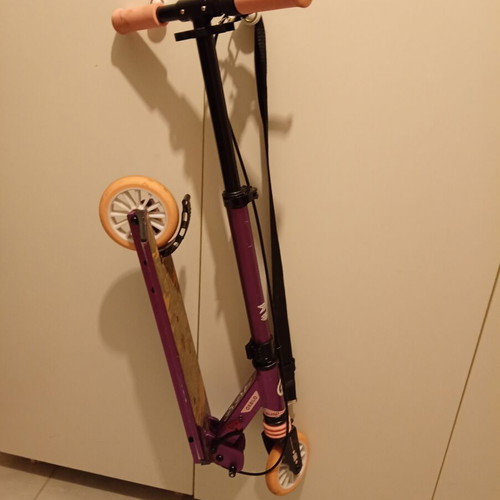 Oxelo MID5 children's scooter like new with brake and suspension