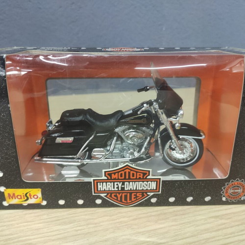 Harley-Davidson DYNA SPORTSTER SPRINGER 1999 motorcycle model 1/18 scale