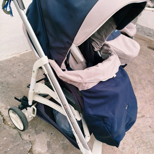 Inglesina Trilogy stroller set used with car seat and accessories