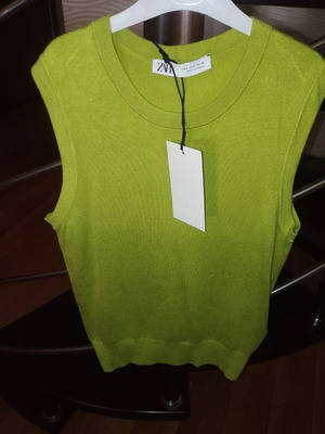 Sleeveless knit top Zara new, lime color