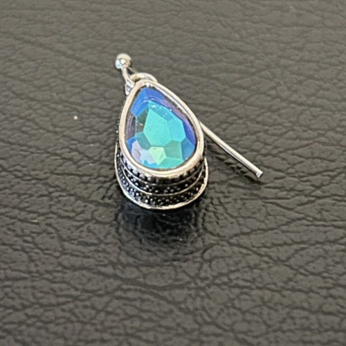 Handmade dangling earrings with turquoise stone new