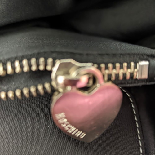 Moschino shoulder bag like new, authentic